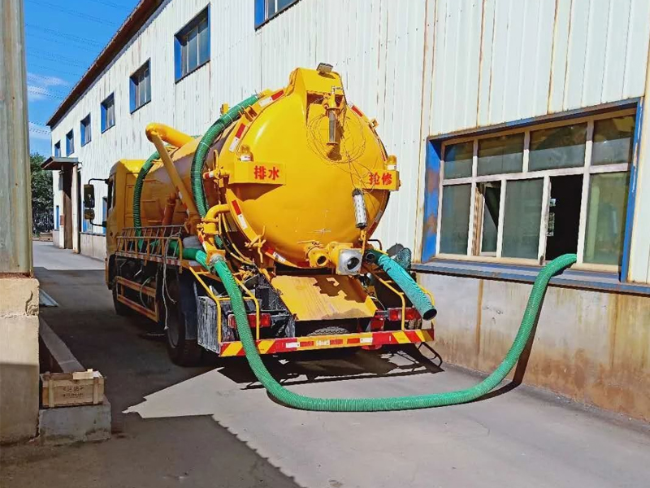 庐山清理化粪池